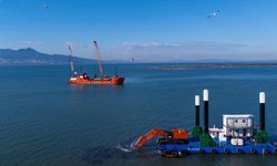 İzmir Körfezi’nde tarihi temizlik: 1 milyon ton çamur çıkarıldı