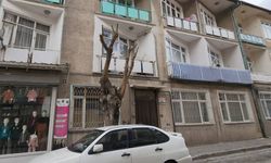 Konya’da korkunç cinayet: Babasını boğdu, cesediyle aynı evde kaldı!