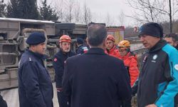 Yalova’da işçi servisi devrildi! 1 ölü, 20 yaralı