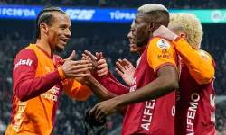 Galatasaray'da Dursun Özbek telefonla müjdeyi verdi