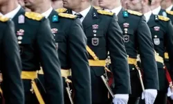 Atatürk'ü savundu diye ihraç edilmişti: Teğmen görevine dönüyor