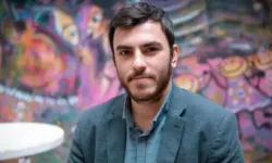 Gazeteci İsmail Arı cezaevinden el yazısı notla sordu: Kimler susturmak istedi?