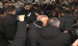 Öğrencilerin yürüyüşüne polis müdahalesi: 30 gözaltı