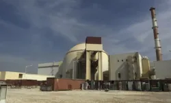 İsrail İran'da uranyum tesisini vurdu