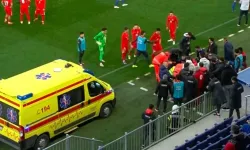 Milli maçta fenalaştı: Bir anda yere yığıldı!