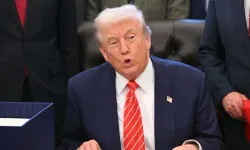 Trump, Netanyahu’ya 'İran’ın petrol tesislerini vurma' demiş