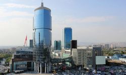 AVM'ye 18 yaş altı yasağı