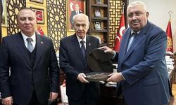 İzzet Ulvi Yönter'in istifası sonrası Devlet Bahçeli'ye kazan kaldırdılar