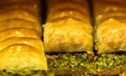 Tatlı fiyatları cep yakıyor: Bir dilim baklava 80 lira