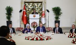 Numan Kurtulmuş'un verdiği iftarın menüsü ortaya çıktı: Keşkek yatağında antrikot...