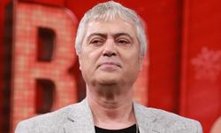 Ünlü şarkıcı Cengiz Kurtoğlu hastaneye kaldırıldı