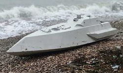 Ordu'da '2 ton mühimmat' dolu insansız deniz aracı sahile vurdu