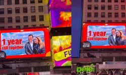 Ekrem İmamoğlu'nun mesajı Times Meydanı’nda