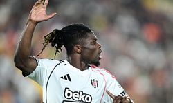 El Bilal Toure'den Beşiktaş taraftarına: 'O aptallar gibi olmayın'