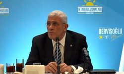 İYİ Parti lideri Dervişoğlu: İki parti arasında sıkıştırılmış Türkiye'yi oradan çıkartıp alacağız