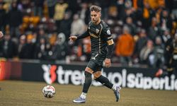 Ünlü futbolcudan tuhaf sözler: Füzeler yüzünden Türkiye'den ayrılabilirim