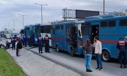 Bağcılar'da 4 cezaevi aracı kaza yaptı! Çok sayıda yaralı var