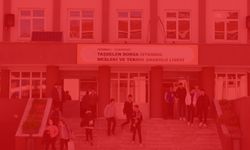 İstanbul'da bir öğrenci okulda dehşet saçtı! 2 öğretmenini ve bir öğrenciyi bıçakladı