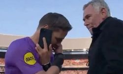 Kupa finalinde şaşkına çeviren an: Hakem telefona cevap verdi, maç durdu