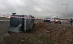 Aksaray'da yolcu otobüsü devrildi: Çok sayıda yaralı!