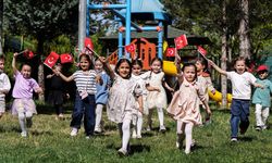 AKP'li belediye 23 Nisan kutlaması için çocuklardan 2 bin 500 TL istedi