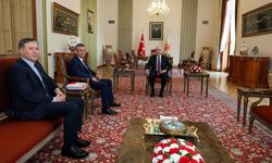 Meclis'te kritik zirve: Özgür Özel'den Numan Kurtulmuş ziyaretinin ardından açıklama