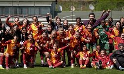 Kadınlar Süper Ligi'nde nefes kesen derbi: Galatasaray'dan Fenerbahçe karşısında muhteşem geri dönüş