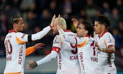 Galatasaray’dan erken zafer: Fenerbahçe derbisi öncesi fark 4