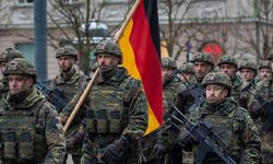Almanya’dan savaş seferberliği: Erkeklere yurt dışına çıkış yasağı!