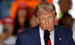 Trump’tan olay yaratacak sözler: İran’da Kürt milislerine silah gönderdik!