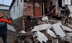 İşte Ağrı'daki 4.3’lük depremin ardından yıkılan evler!