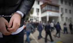 İzmir’de 8 öğrenci gözaltında!