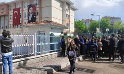 5. sınıf öğrencisi: Arkadaşım okulda silahla geziyordu