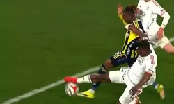 Derbideki penaltıya çarpıcı yorum: Kimin şampiyon yapılacağı kararı “fırından” yeni çıkmış!