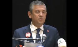 CHP lideri Özgür Özel ÇGD Ödül Töreni'nde: Rahatsızlık yaratan gazetecileri susturmaya çalışıyor!