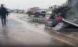 Siirt’te kamyonet ile otomobil çarpıştı! Ölü ve yaralılar var