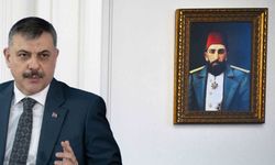 Mustafa Çiftçi makam odasına Abdülhamid tablosu astı