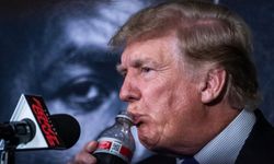 Trump, kola bağımlılığını savundu: 'Çimleri öldürüyorsa kanseri de öldürür'