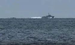 Türk askeri kovaladı, Yunan botu kaçtı!