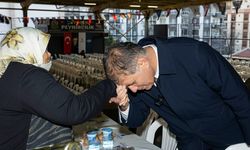 İzmir’de dayanışma büyüyor: Binlerce aileye bayram desteği