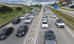 Tatil dönüşü başladı: 43 ilin bağlantı noktası kilitlendi