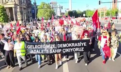 Berlin’de mutlak butlan kararı ve CHP Genel Merkezi’ne yapılan polis müdahalesine protesto