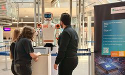 Havalimanlarında insansı robotlar dönemi