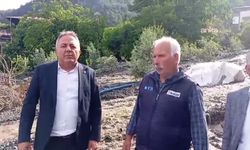 Osmaniye Bahçe'de sağanak sele neden oldu: Ev ve iş yerleri sular altında kaldı