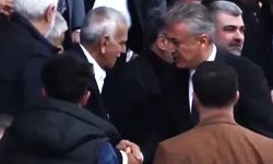 Ahmet Türk, Mardin kayyumu Vali Tuncay Akkoyun ile tokalaştı