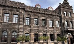 Doğu'nun Paris'i Kars'ta turizmden sonra felsefe atağı! Dünya çapında profesörleri ağırlıyor...