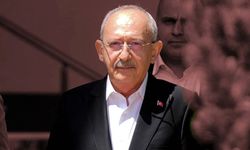 CHP'den ihraç edilen başkan Kılıçdaroğlu'nu pankartla karşıladı