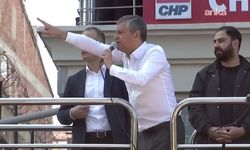 Özgür Özel Güvenpark’taki bayramlaşma programında... Bu mesele, Tayyip Erdoğan ile milletin meselesi