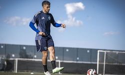 Galatasaray ve Trabzonspor, genç stoper için transfer yarışına girdi