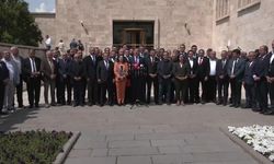 CHP'li il başkanlarından açıklama: Seçilmiş Genel Başkanımız Özgür Özel, Cumhurbaşkanı Adayımız ise Ekrem İmamoğlu'dur